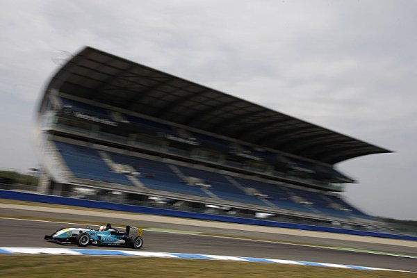 Dominance Premy pokračuje, podruhé vítězí Juncadella Dominance Premy pokračuje, podruhé vítězí Juncadella