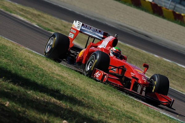 Perez ve Fioranu testoval Ferrari F60