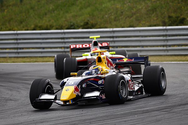 Vergne dominoval také nedělnímu závodu Vergne dominoval také nedělnímu závodu