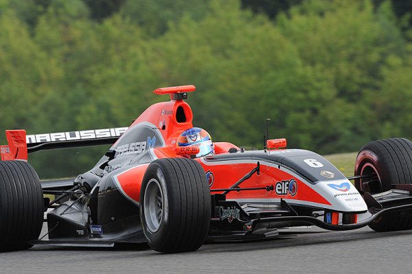 Wickens opanoval i závod, Vergne zkompletoval double Carlinu Wickens opanoval i závod, Vergne zkompletoval double Carlinu
