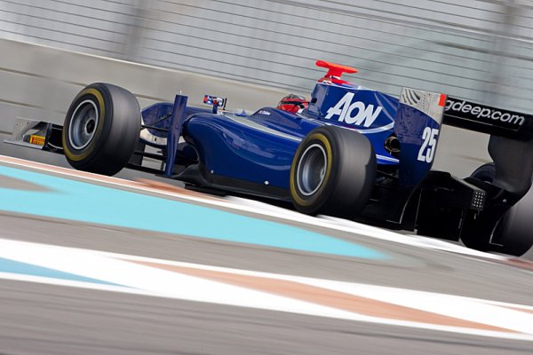 Chilton penalizován, z pole position odstartuje Coletti Chilton penalizován, z pole position odstartuje Coletti