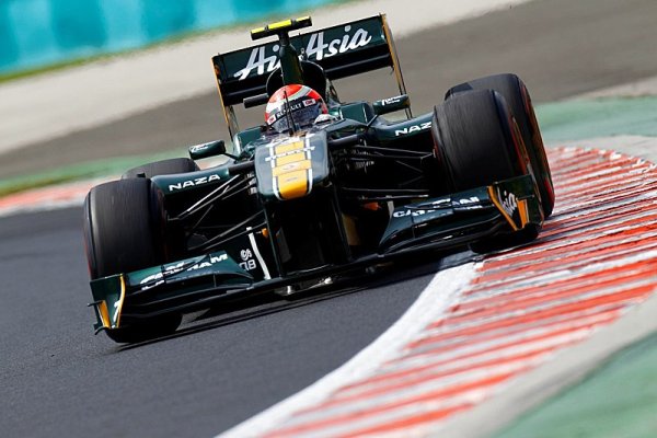 Trulli kritizuje FIA, že nepotrestala Pereze Trulli kritizuje FIA, že nepotrestala Pereze