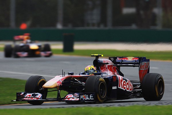 Jezdci Toro Rosso jsou se začátkem sezóny spokojeni
