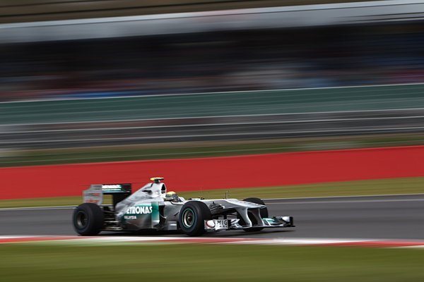 Rosberg doufá, že Silverstone byl pro Mercedes zlomový