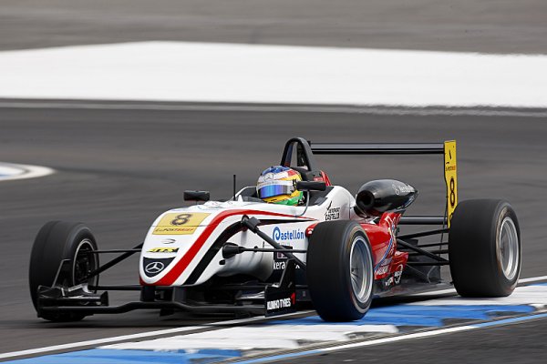 Letos potřetí získal Merhi obě pole position Letos potřetí získal Merhi obě pole position