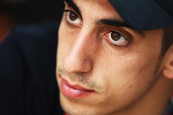 Buemi zůstává rezervním jezdcem Red Bullu