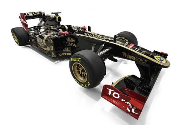 Lotus Renault věří ve svůj radikální systém výfuků Lotus Renault věří ve svůj radikální systém výfuků