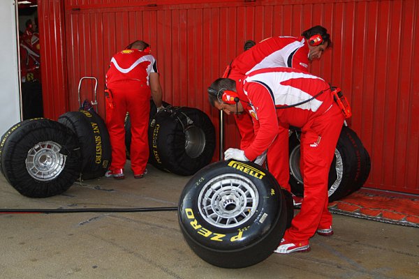 Ferrari zaměstnalo bývalého šéfa Bridgestone F1 Hamašimu