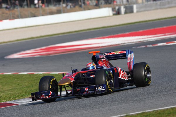 Buemi je přesvědčen, že STR bude mezi prvními pěti týmy