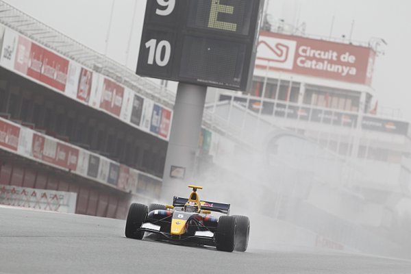 Ricciardo poprvé v testech poražen, dnes nejrychlejší Vergne Ricciardo poprvé v testech poražen, dnes nejrychlejší Vergne