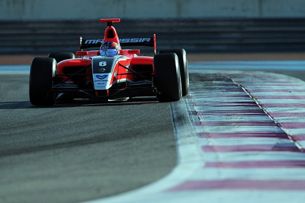 Robert Wickens i dnes na čele testů Formule Renault 3.5 Robert Wickens i dnes na čele testů Formule Renault 3.5
