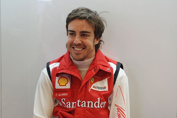 Závodníci se nemohou nebezpečí vyhnout, říká Alonso