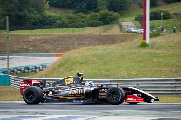 Ohlédnutí za Světovou sérií Renault na Hungaroringu