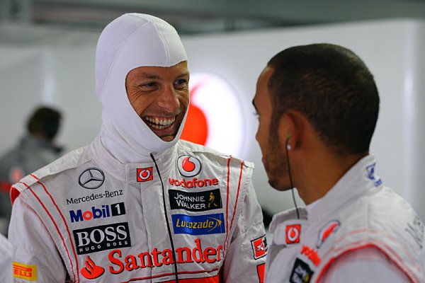Button: Alonso je tvrdší oříšek než Hamilton Button: Alonso je tvrdší oříšek než Hamilton