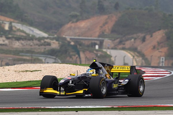 Quaife-Hobbs v Portugalsku počtvrté na pole position