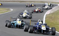 Buller vyhrál zkrácený odpolední závod Euroserie F3