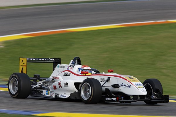 Rosenqvist nejrychlejší v prvních testech Euroserie F3