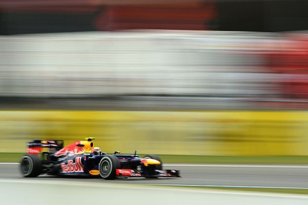 Red Bull musí upravit mapování svých motorů