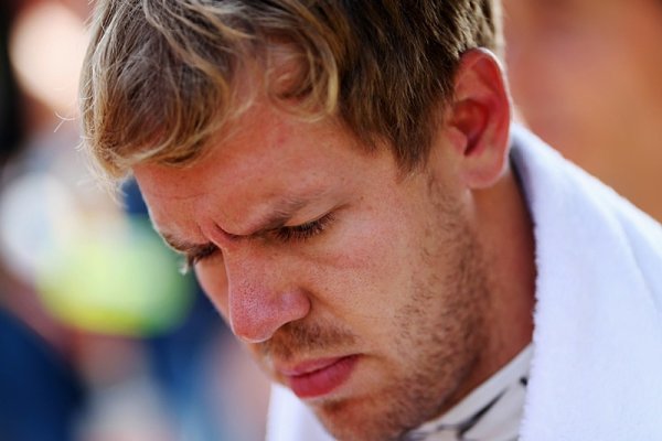 Red Bull zůstává v čele, nejrychlejší Vettel