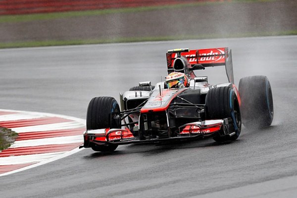 Odpoledne se do čela dostal Hamilton Odpoledne se do čela dostal Hamilton