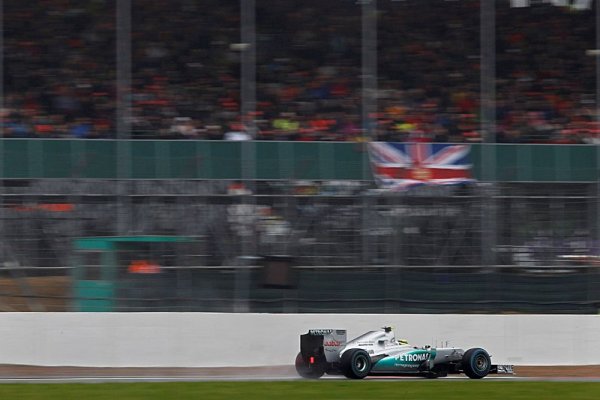 Rosberg vyzýva Mercedes: Musíme se zlepšit