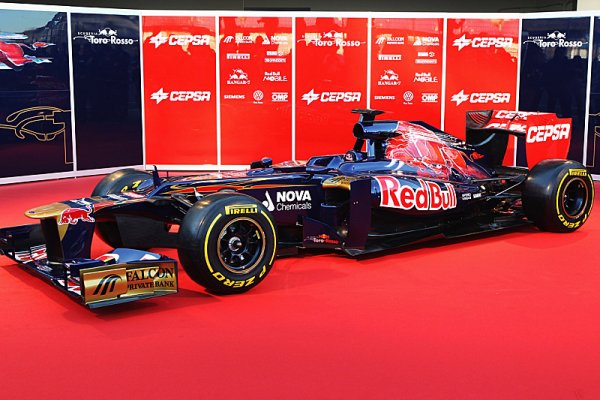 Toro Rosso představilo svou zbraň, má označení STR7