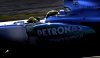 Mercedes si může troufnout na přední týmy, věří Rosberg