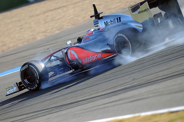 McLaren popírá, že by mu při vývoji něco uniklo
