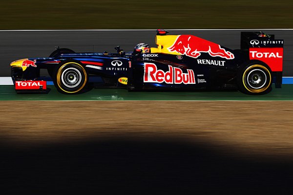 Vettel je s hodnocením rychlosti Red Bullu opatrný Vettel je s hodnocením rychlosti Red Bullu opatrný