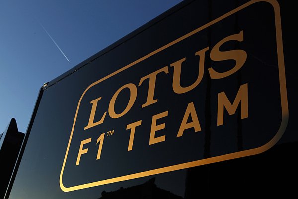 Lotus představí svůj vůz na internetu