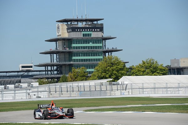 Na třetí velkou cenu Indianapolisu se chystá 25 jezdců