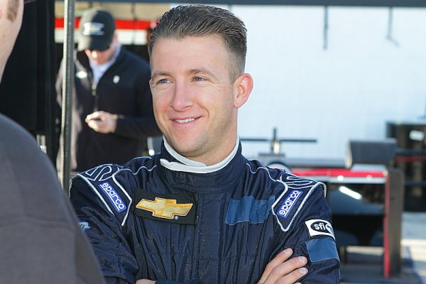 A.J. Allmendinger pojede i v Long Beach