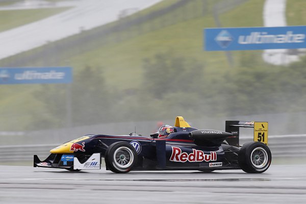Kvyat si na Red Bull Ringu vyjel tři pole positions