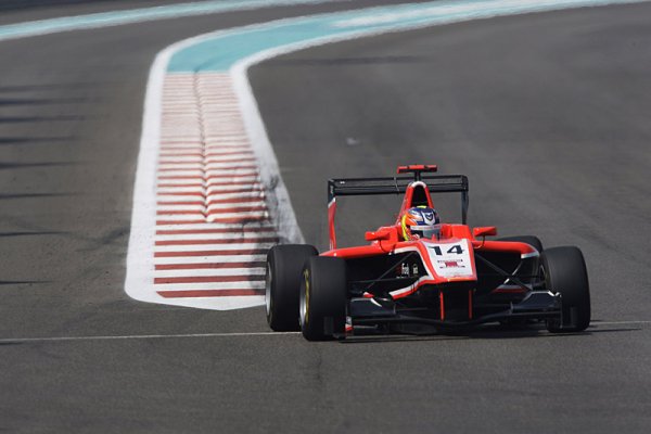 Ellinas znovu uzavřel sezónu GP3 vítězstvím
