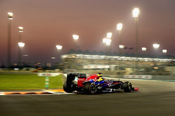 Vettel převálcoval konkurenci i v Abú Zabí