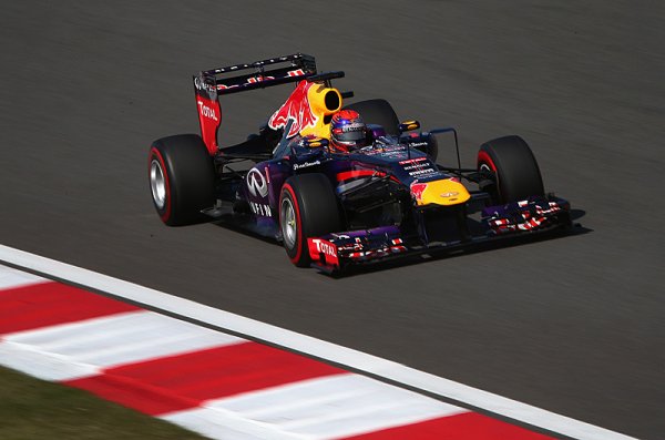 Vettel s Webberem v čele závěrečného tréninku