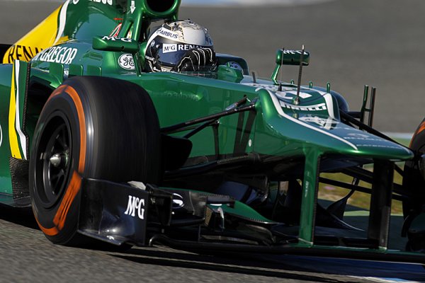 Van der Garde si nový caterham pochvaluje