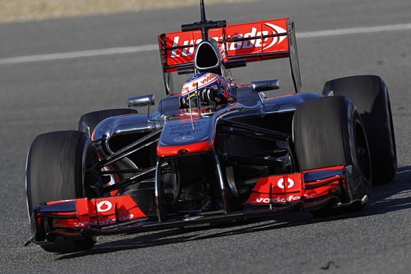 Massa je překvapen "neuvěřitelnou" rychlostí McLarenu
