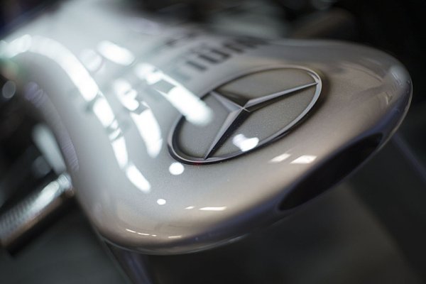 Mercedes zveřejnil zvuk nového motoru za jízdy