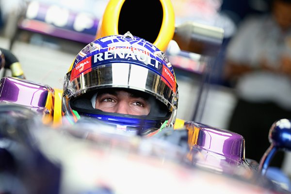 Red Bull vždy hledal mladého jezdce, říká Newey