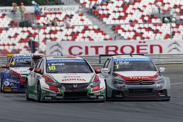 Loeb, Muller, Lopez, Ma a nejdelší okruh sezóny. Loeb, Muller, Lopez, Ma a nejdelší okruh sezóny.