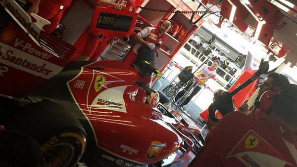 Vettel se těší na první VC Německa v červeném voze