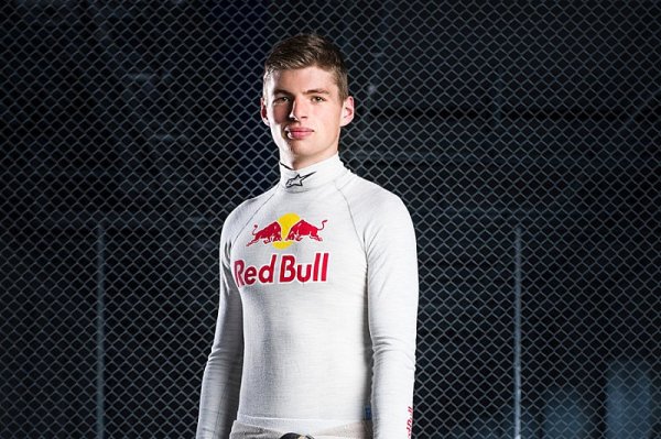 V pátek si opět zajezdí Max Verstappen