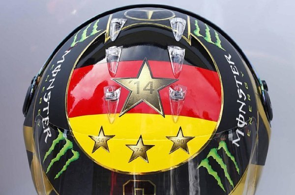 Rosberg nakonec upravil design své přilby Rosberg nakonec upravil design své přilby