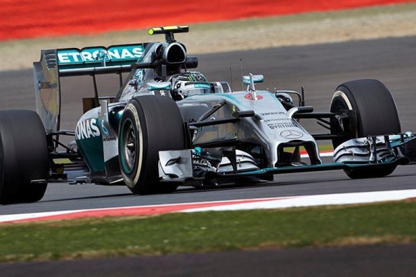  Mercedes bude v Silverstone testovat se dvěma vozy