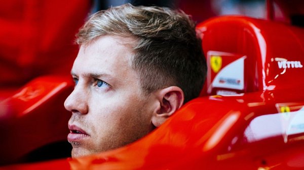 Vettel: Mercedes má rezervovanou první řadu