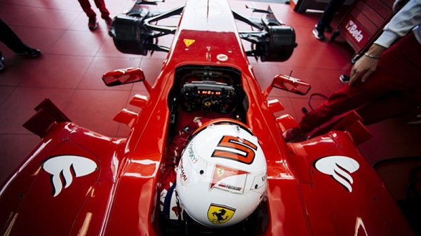Nový vůz Ferrari už dostal jméno