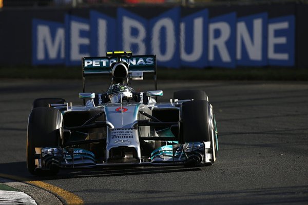 Třetímu tréninku dominoval Rosberg