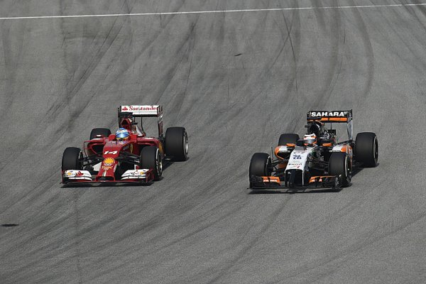 Alonso ví, na čem musí Ferrari zapracovat