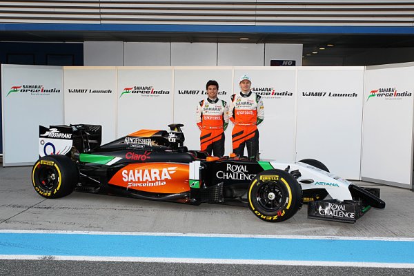 Jezdci Force India nemají smlouvy na příští sezónu